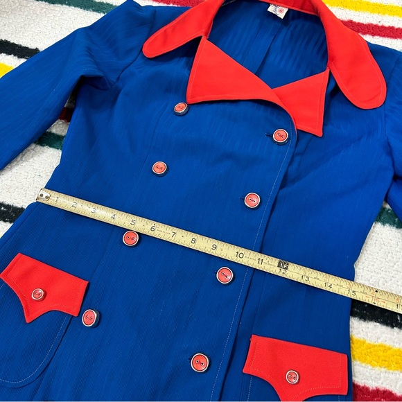 Vintage 60s/70s blue and red mini dress double breasted buttons with collar - Picture 3 of 11